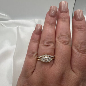 2 carat diamond ring Archives | Diamond Lovers